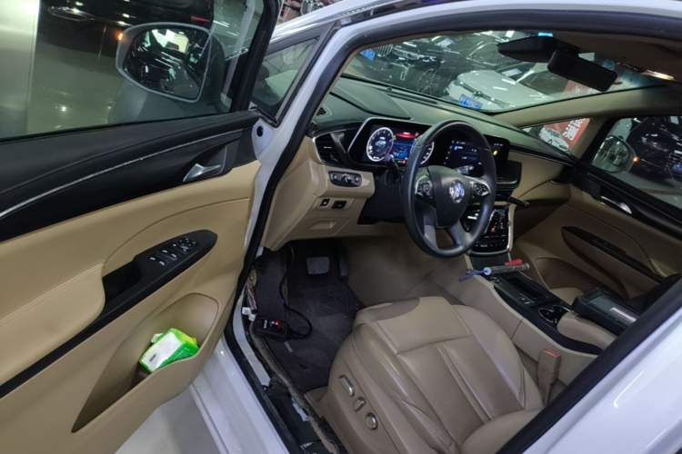 Used Buick GL8 2020 ES Land Cruiser 653T Luxury Edition Driver Seat