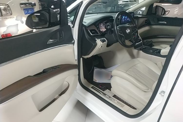 Used Buick GL8 2020 Land Business Class 652T Premium Model Driver Seat