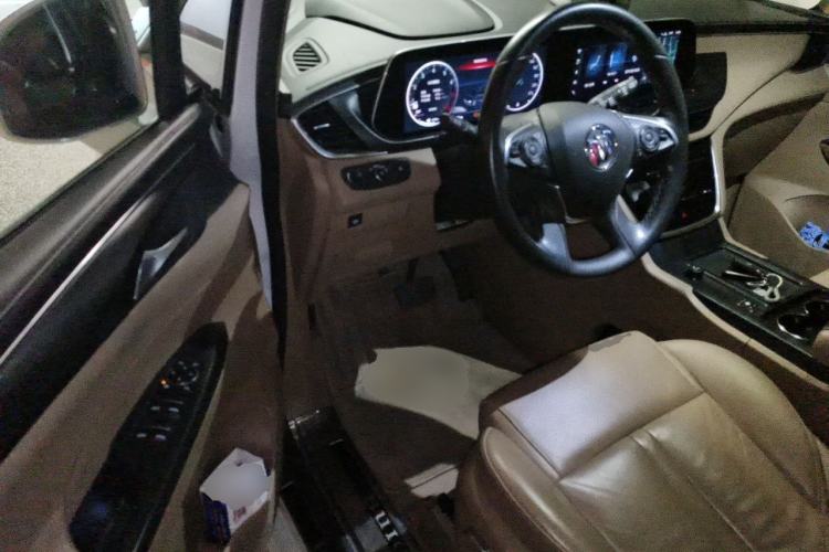 Used Buick GL8 2020 ES Land Cruiser 653T Luxury Model Driver Seat