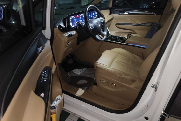 Used Buick GL8 2020 ES Land Cruiser 653T Luxury Model Driver Seat