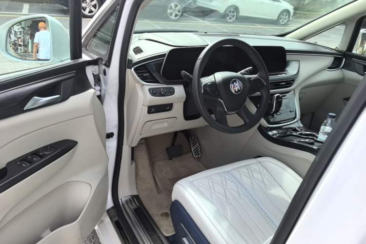 Used Buick GL8 2020 ES Land Cruiser 653T Comfort Edition Driver Seat