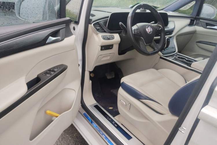 Used Buick GL8 2020 ES Land Cruiser 653T Comfort Edition Driver Seat