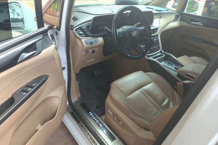 Used Buick GL8 2020 ES Land Cruiser 653T Luxury Edition Driver Seat