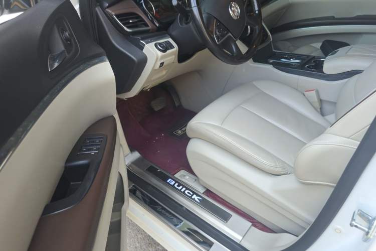 Used Buick GL8 2020 Land Business Class 652T Premium Model Driver Seat