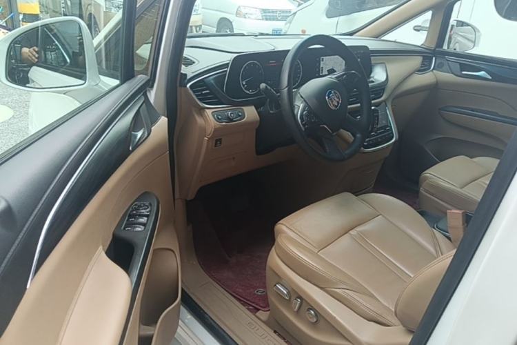 Used Buick GL8 2020 ES Land Cruiser 653T Luxury Edition Driver Seat