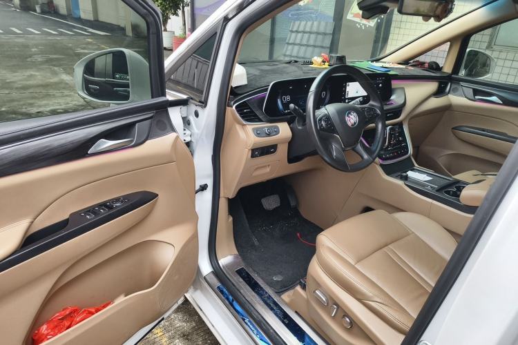 Used Buick GL8 2020 ES Land Cruiser 653T Luxury Edition Driver Seat