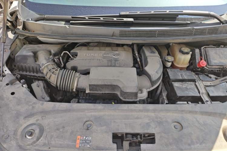 Used Buick GL8 2020 ES Land Cruiser 653T Comfort Edition Engine Bay