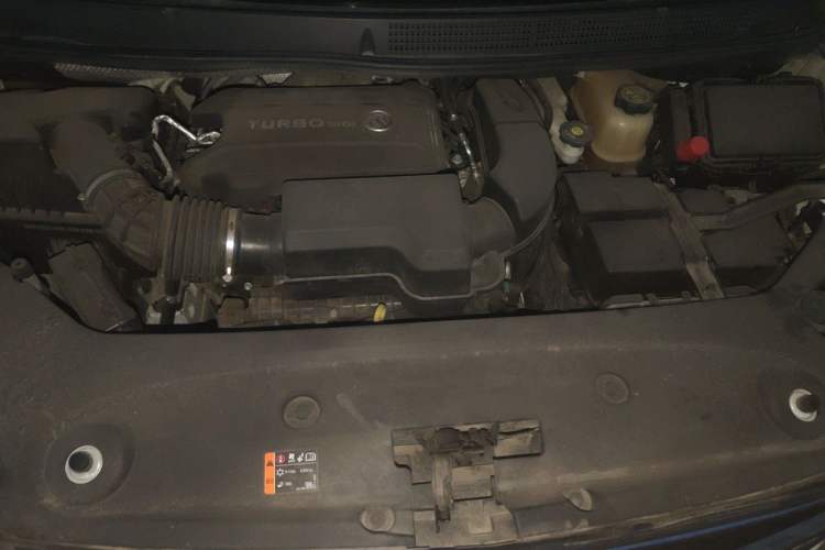 Used Buick GL8 2020 ES Land Cruiser 653T Luxury Edition Engine Bay