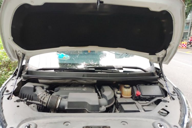Used Buick GL8 2020 ES Land Cruiser 653T Luxury Edition Engine Bay