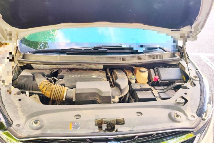 Used Buick GL8 2020 ES Land Cruiser 653T Luxury Edition Engine Bay