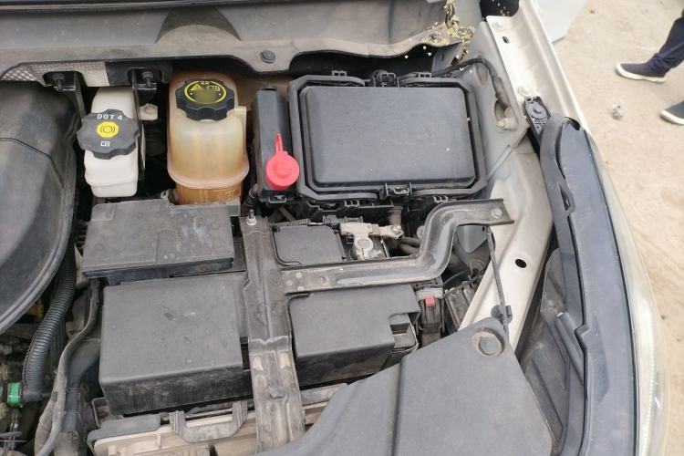 Used Buick GL8 2020 Land Business Class 652T Premium Model Engine Bay Left