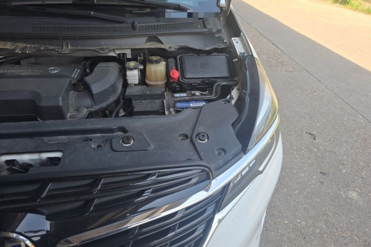 Used Buick GL8 2020 Land Business Class 652T Premium Model Engine Bay Left