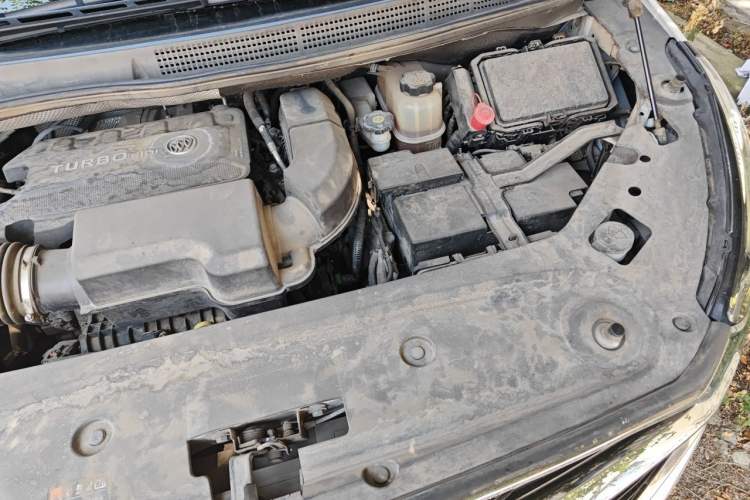 Used Buick GL8 2020 ES Land Cruiser 653T Comfort Edition Engine Bay Left