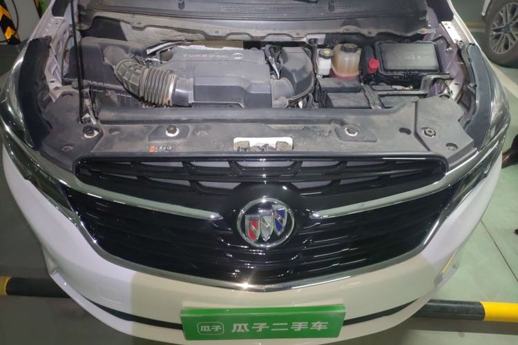 Used Buick GL8 2020 Land Business Class 652T Luxury Model Engine Bay