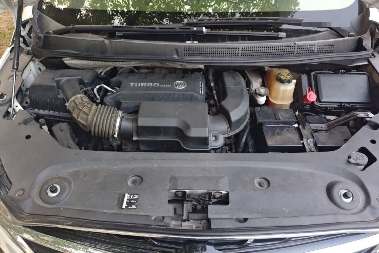Used Buick GL8 2020 ES Land Cruiser 653T Comfort Edition Engine Bay
