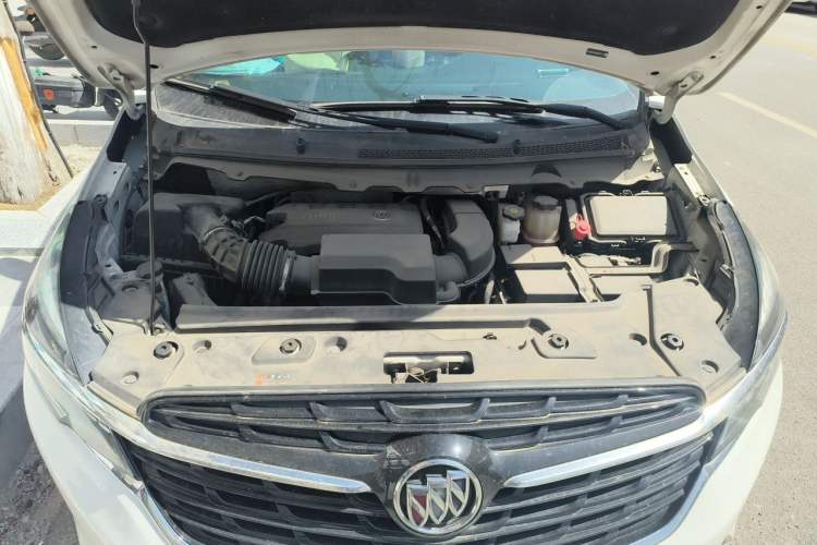 Used Buick GL8 2020 Land Business Class 652T Premium Model Engine Bay