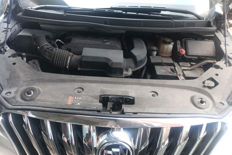 Used Buick GL8 2020 ES Land Cruiser 653T Comfort Edition Engine Bay