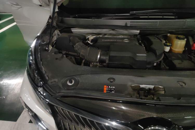 Used Buick GL8 2020 ES Land Cruiser 653T Luxury Edition Engine Bay Right