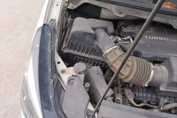 Used Buick GL8 2020 Land Business Class 652T Premium Model Engine Bay Right