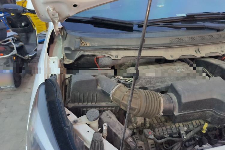 Used Buick GL8 2020 Land Cruiser Executive Class 652T Comfort Model Engine Bay Right