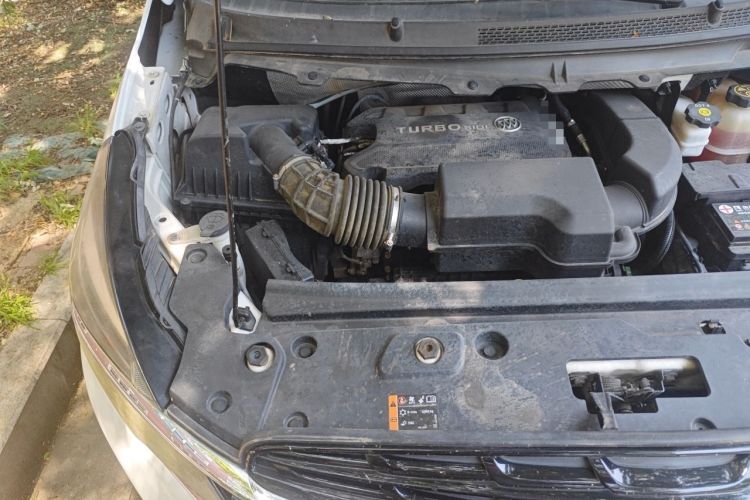 Used Buick GL8 2020 Land Cruiser Executive Class 652T Comfort Model Engine Bay Right