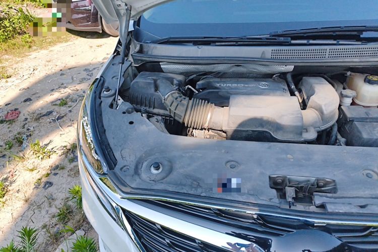 Used Buick GL8 2020 ES Land Cruiser 653T Comfort Edition Engine Bay Right