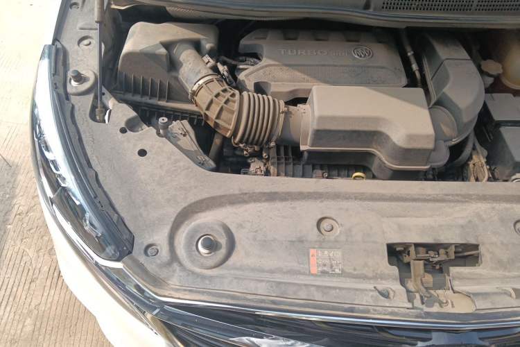 Used Buick GL8 2020 ES Land Cruiser 653T Comfort Edition Engine Bay Right