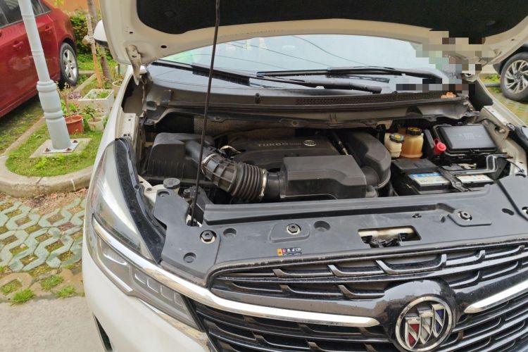 Used Buick GL8 2020 Land Cruiser Executive Class 652T Comfort Model Engine Bay Right