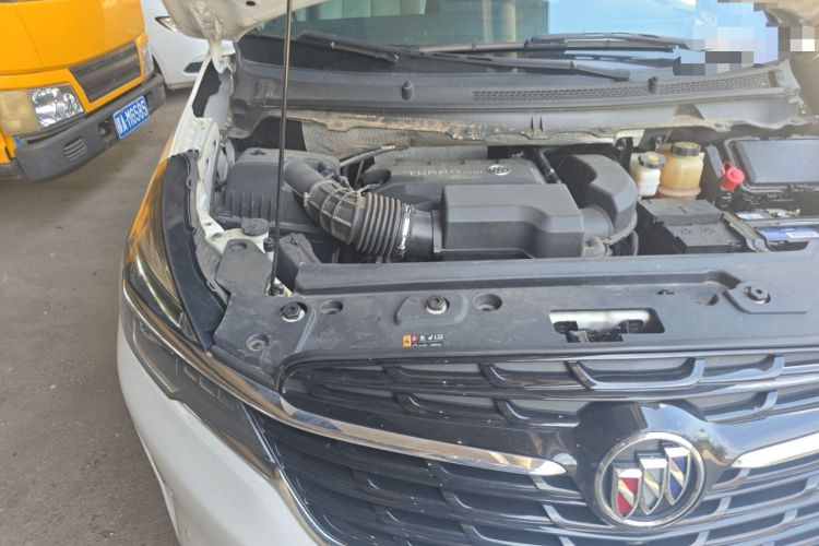 Used Buick GL8 2020 Land Business Class 652T Premium Model Engine Bay Right