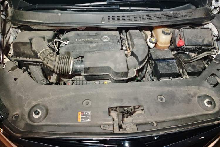Used Buick GL8 2020 ES Land Cruiser 653T Comfort Edition Engine Bay