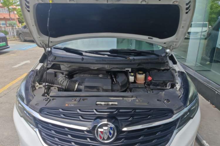 Used Buick GL8 2020 Land Business Class 652T Luxury Model Engine Bay