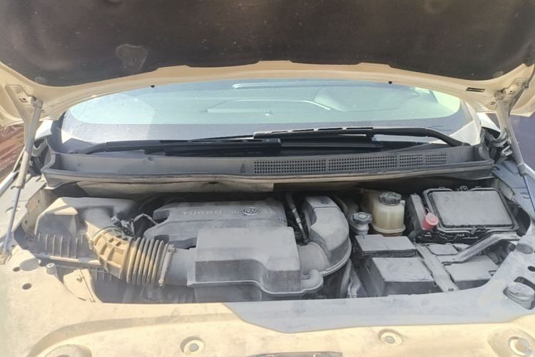 Used Buick GL8 2020 ES Land Cruiser 653T Comfort Edition Engine Bay