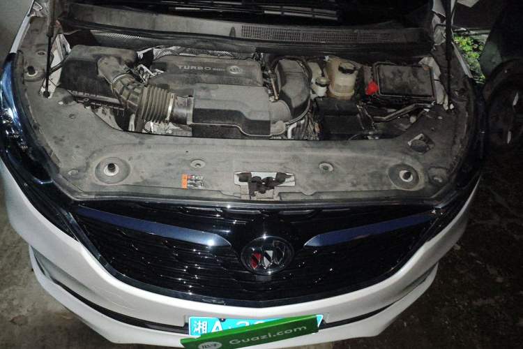 Used Buick GL8 2020 ES Land Cruiser 653T Comfort Edition Engine Bay