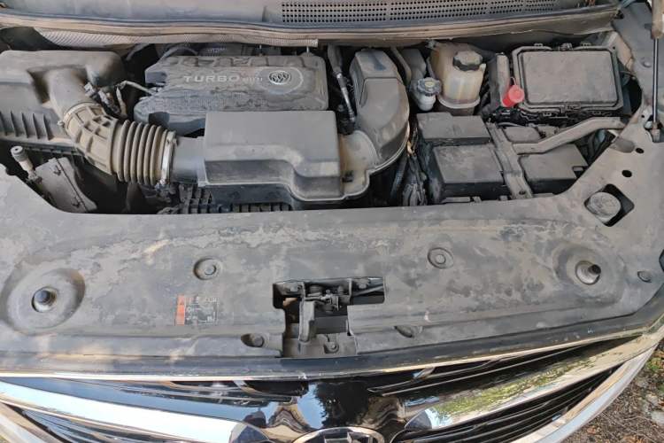 Used Buick GL8 2020 ES Land Cruiser 653T Comfort Edition Engine Bay