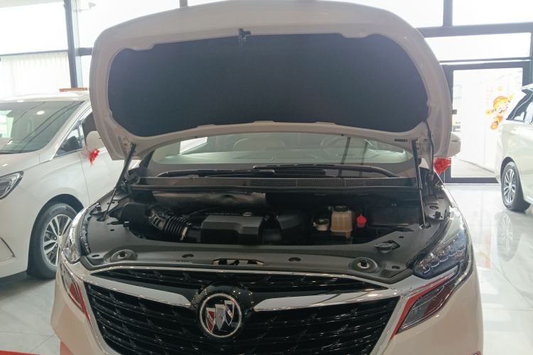 Used Buick GL8 2020 ES Land Cruiser 653T Flagship Model Engine Bay
