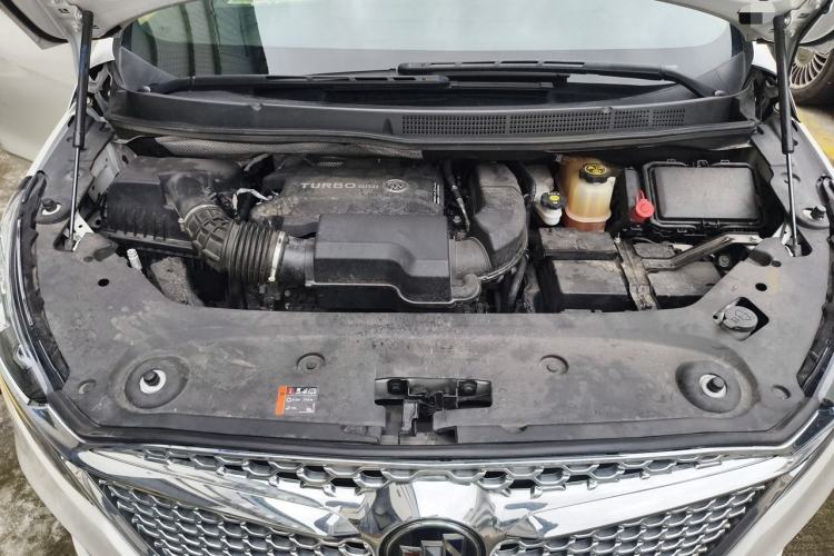 Used Buick GL8 2020 ES Land Cruiser 653T Luxury Edition Engine Bay