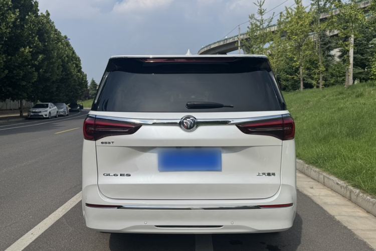 Used Buick GL8 2020 ES Land Cruiser 653T Luxury Model Exterior 1