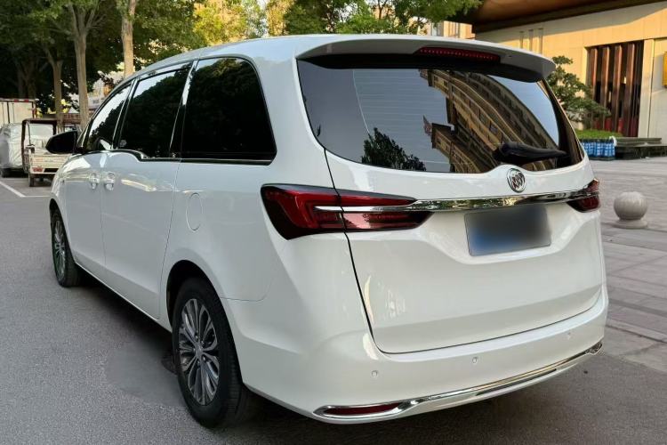 Used Buick GL8 2020 Land Cruiser Executive Class 652T Comfort Model Exterior 2