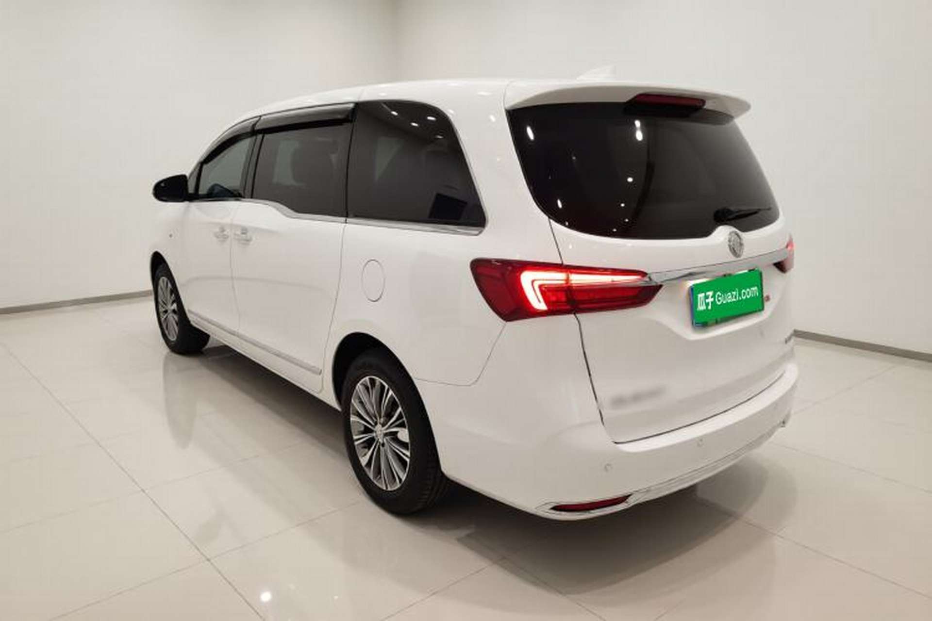 Used Buick GL8 2020 Land Business Class 652T Luxury Model Exterior 3