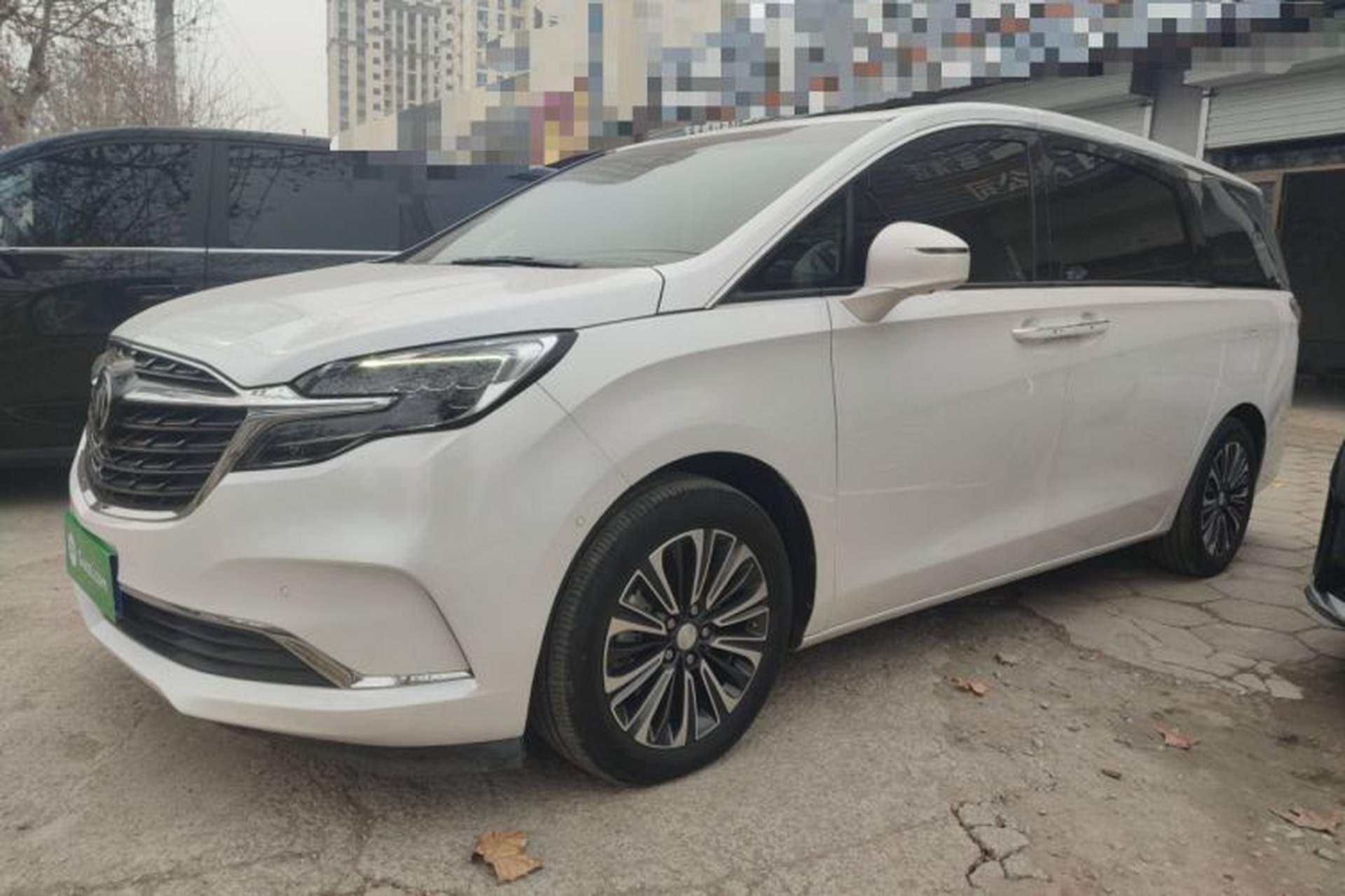 Used Buick GL8 2020 ES Land Cruiser 653T Luxury Model Exterior 3