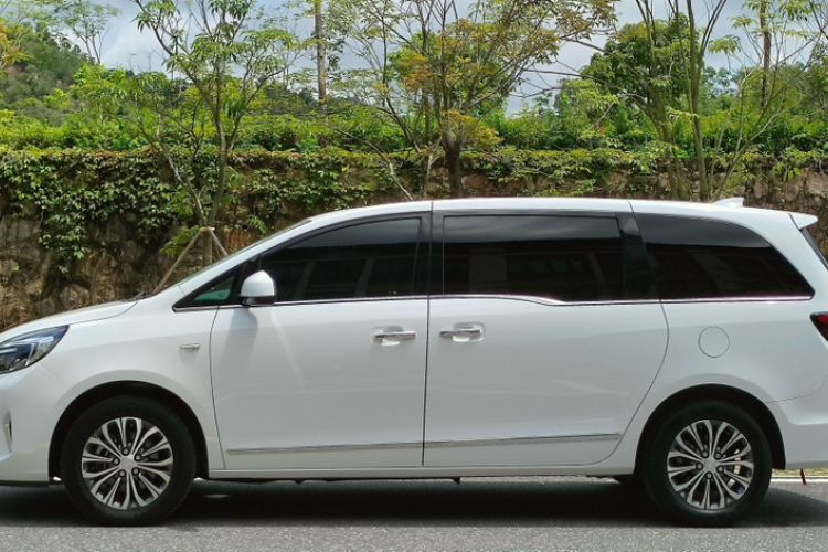 Used Buick GL8 2020 Land Business Class 652T Luxury Model Exterior 4