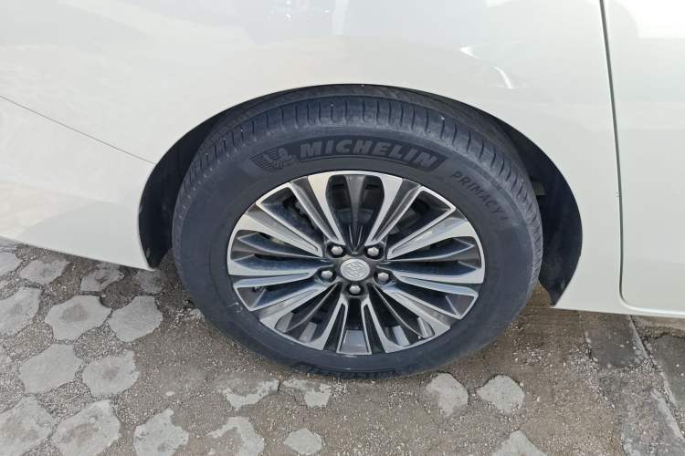 Used Buick GL8 2020 ES Land Cruiser 653T Luxury Model Exterior 5