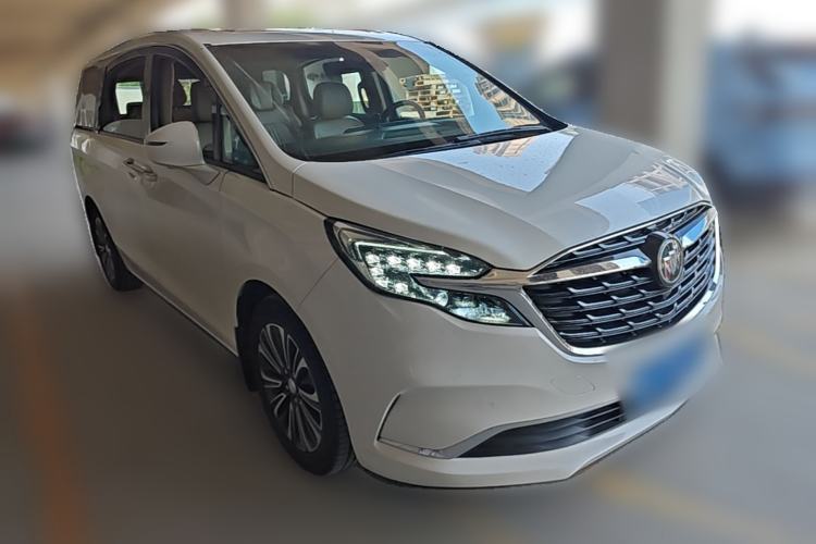 Used Buick GL8 2020 ES Land Cruiser 653T Luxury Model Front Right 45 Deg