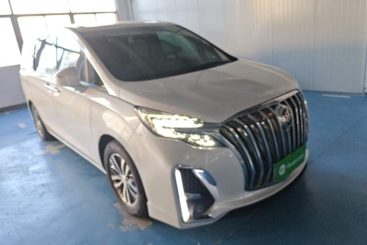 Used Buick GL8 2020 ES Land Cruiser 653T Comfort Edition Front Right 45 Deg