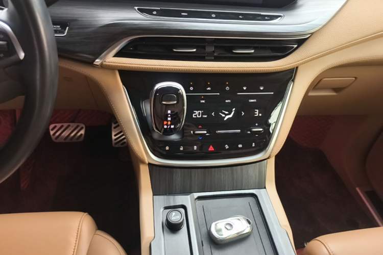 Used Buick GL8 2020 ES Land Cruiser 653T Luxury Edition Gear Lever