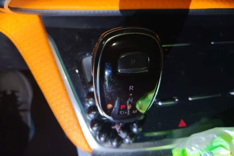 Used Buick GL8 2020 ES Land Cruiser 653T Comfort Edition Gear Lever