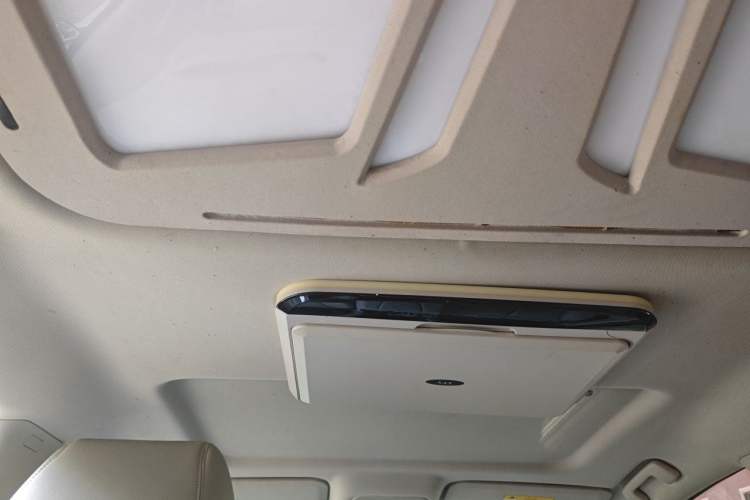 Used Buick GL8 2020 Land Cruiser Executive Class 652T Comfort Model Headliner
