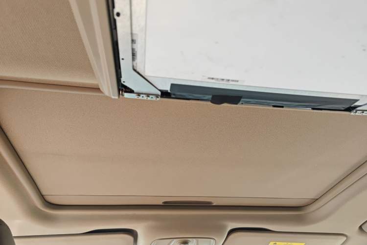 Used Buick GL8 2020 ES Land Cruiser 653T Luxury Model Headliner