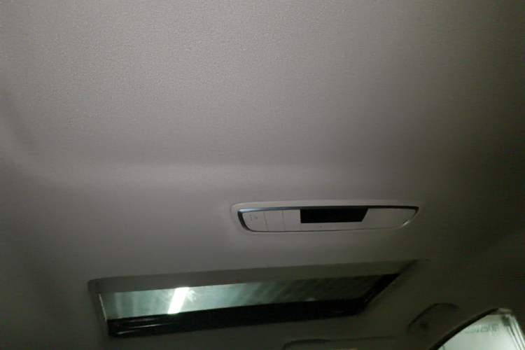 Used Buick GL8 2020 ES Land Cruiser 653T Luxury Model Headliner
