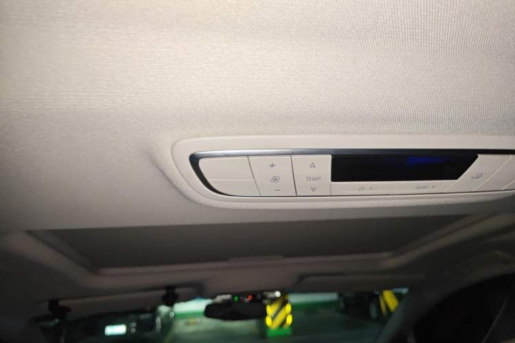 Used Buick GL8 2020 ES Land Cruiser 653T Comfort Edition Headliner